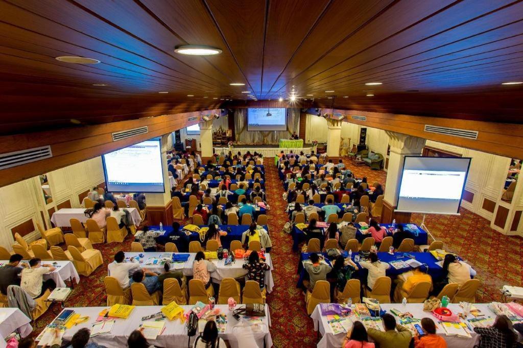 Pailyn Phitsanulok Hotel Экстерьер фото