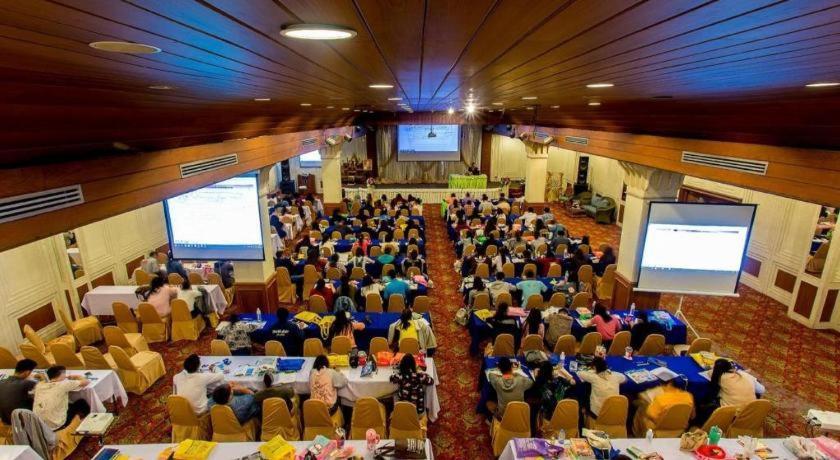 Pailyn Phitsanulok Hotel Экстерьер фото